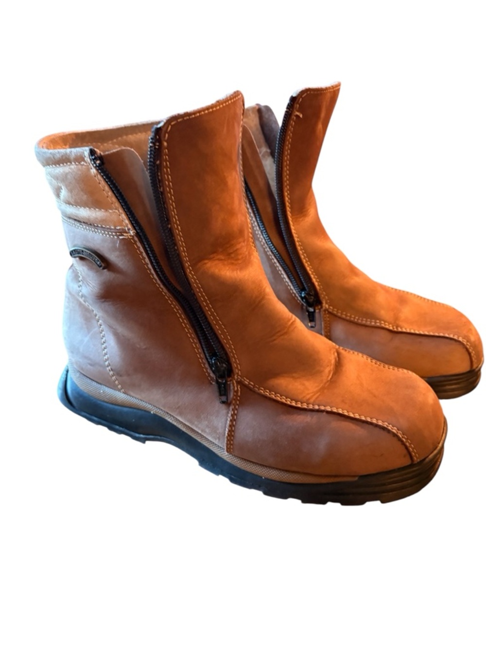 Sauté-mouton . Canadian brand Men's Brown Leather Zip  Boots size 6
